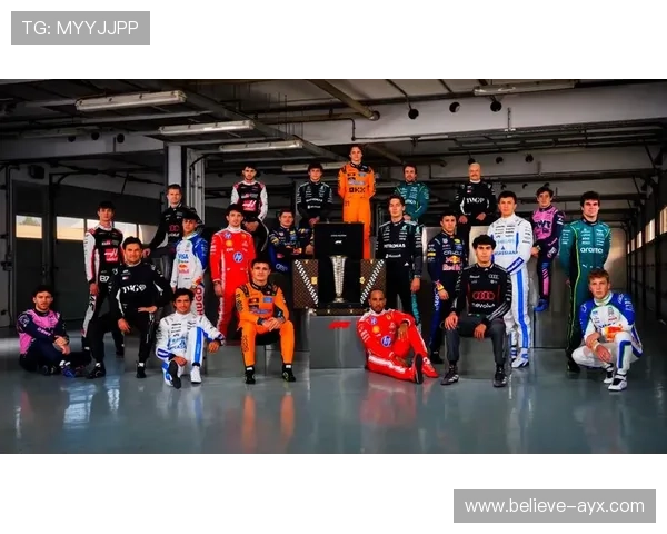 F1赛季进入白热化阶段 各车队争夺总冠军激战正酣